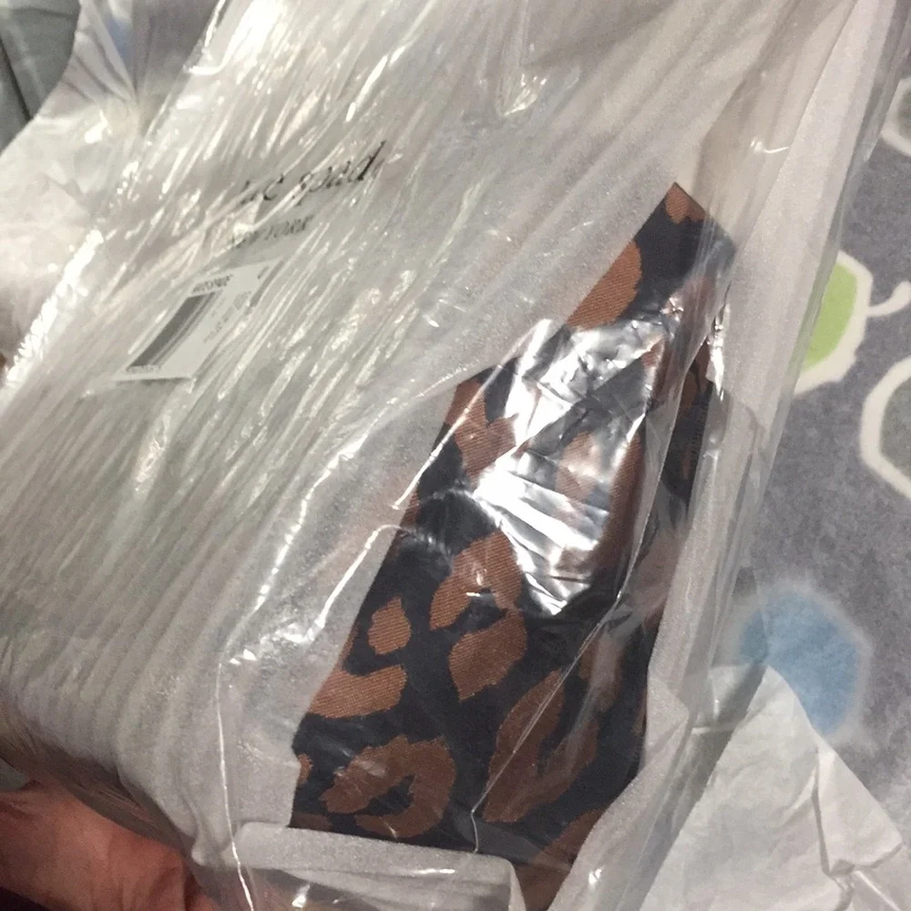 Kate Spade New York Sam Leopard Animal Print Small Shoulder Bag NWT